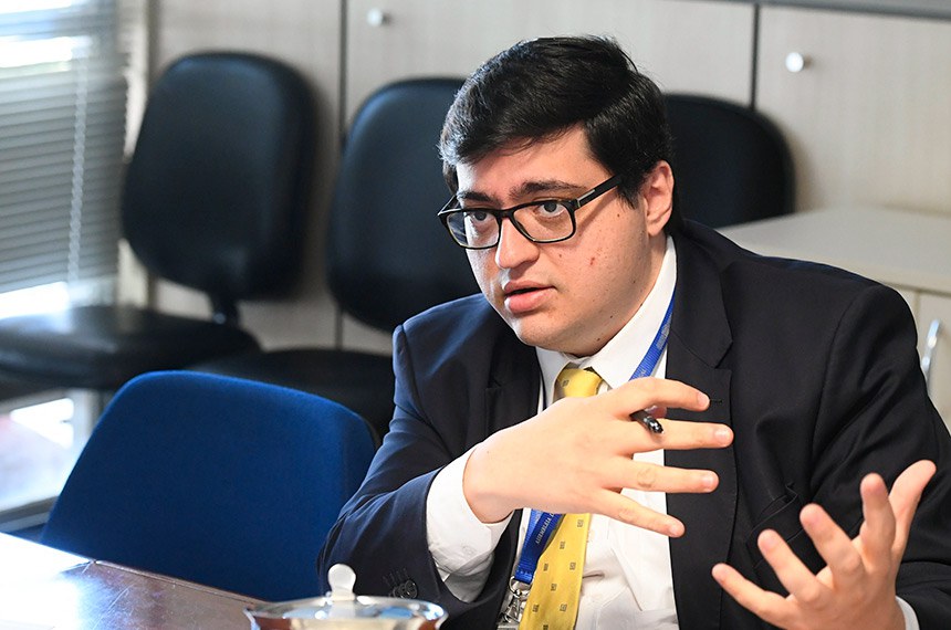 Felipe Salto, diretor-presidente da Instituição Fiscal Independente (IFI), afirma que “a questão fiscal continua a ser o principal desafio de médio prazo”