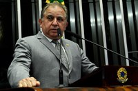 Para Izalci Lucas, Executivo pode ajudar familiares e vítimas do acidente da Chapecoense