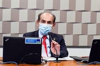 CE vota projeto que proíbe entrada de menores em bailes funk