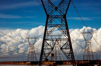 Medida permite novo empréstimo ao setor elétrico para cobrir prejuízos por crise hídrica