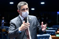 Rogério Carvalho defende aprovação de projeto que regula preços de combustíveis