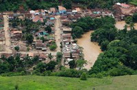 Após cobrança do Senado, governo destina R$ 700 mi a regiões atingidas por fortes chuvas