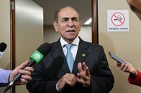 Marcelo Castro está com covid-19