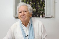 Senadores lamentam a morte do poeta Thiago de Mello