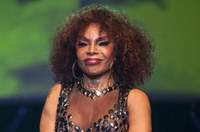 Senadores lamentam morte de Elza Soares