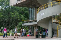 Ações do BNDES deverão beneficiar universidades públicas, prevê projeto na pauta da CRE