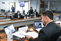 Quatro atos sobre radiodifusão aguardam votação na CCT