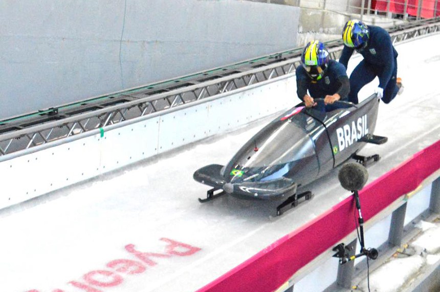 Bobsled, uma prova de velocidade em um tipo de trenó, é uma das categorias com atletas brasileiros