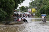 Primeiros projetos de 2022 buscam ajudar vítimas de enchentes