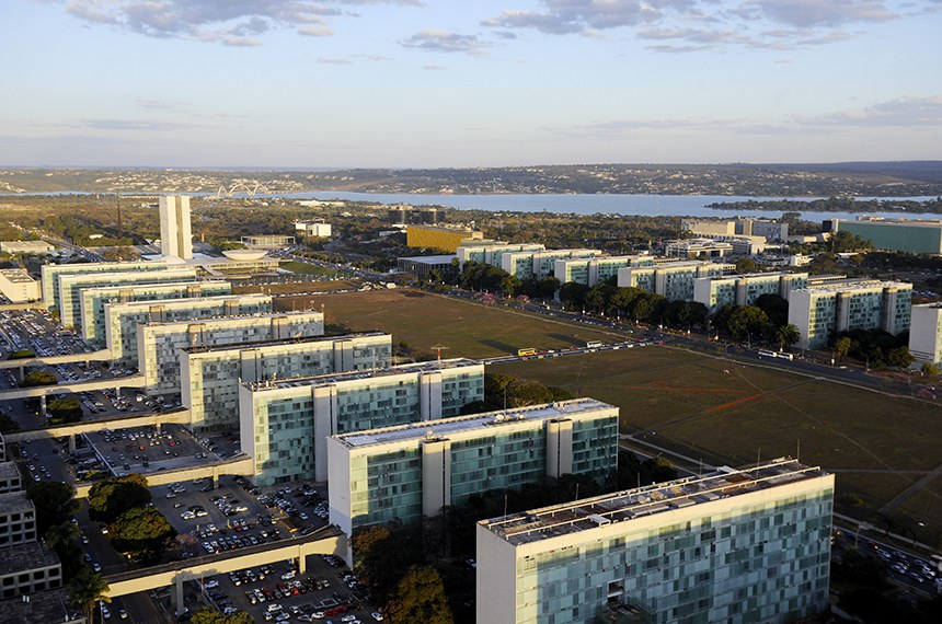 Vista aérea da Esplanada dos Ministérios em Brasília-DF.  Foto: Ana Volpe/Agência Senado