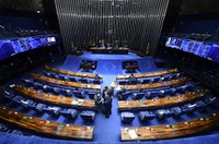 Após novo relatório, Senado deve votar projetos sobre preço de combustíveis