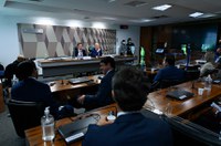 Senado instala comissão para reforma de códigos tributário e administrativo