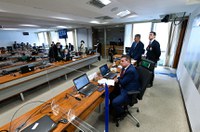 CAE aprova isenção de taxa para estudante carente tirar passaporte