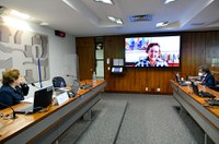 Projeto que permite uso de carteira de radialista como documento passa na CAS