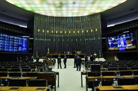 Congresso mantém vetos sobre Auxílio Brasil e candidaturas eleitorais