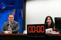 Comissão de Orçamento aprova projeto que facilita redução de imposto sobre combustível