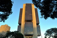 Comissão sabatina indicados para Cade e Banco Central