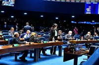 Aprovado atendimento prioritário para acompanhante de idoso e pessoa com deficiência