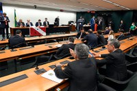 Presidente da CMO defende teto de gastos em Orçamento de mais de R$ 5 trilhões