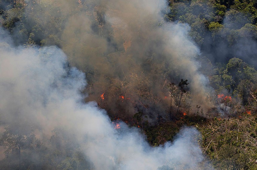 Desmatamento e Queimadas 2020- Imagem aérea de queimada próxima à Flora do Jacundá, em Rondônia  Foto: Bruno Kelly/Amazônia Real
