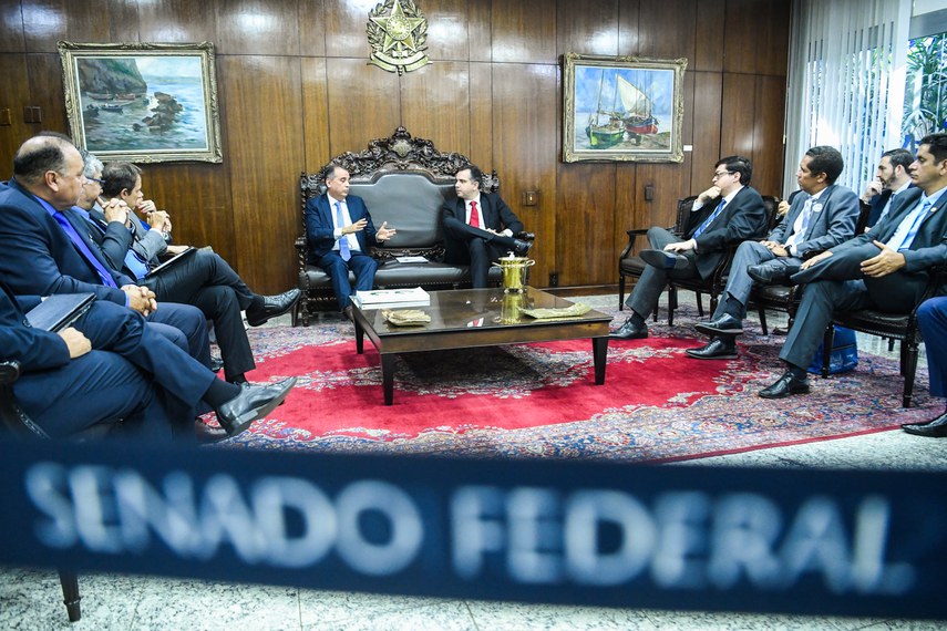 O presidente do Senado, Rodrigo Pacheco, reuniu-se com secretários estaduais de Fazenda