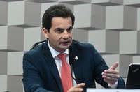 Fabio Garcia defende descontos na conta de luz para compensar bitributação