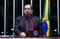 Kajuru critica altas taxas dos pedágios no Brasil