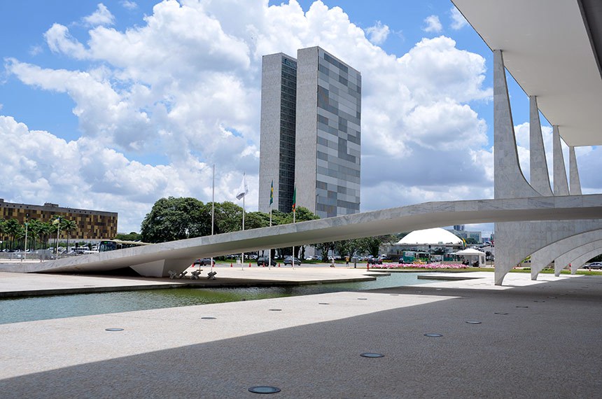 Palácio do Congresso Nacional visto a partir do Palácio do Planalto.  Foto: Cléber Medeiros/Senado Federal