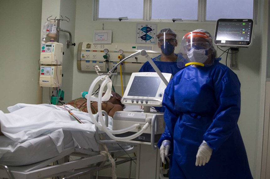 Hospital Espanhol atende pacientes com COVID-19, em Salvador.