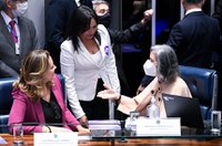 Seminário destaca necessidade de maior participação feminina na política