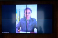 CE aprova inclusão de alfabetização e capacitação para leitura no ensino básico na LDB