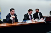 Marcos do Val é confirmado relator da LDO 2023