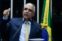 Girão critica visita de magistrados a Portugal com gastos financiados por empresas