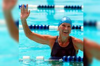 CE reconhece Maria Lenk como patrona da natação brasileira