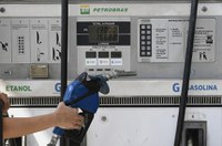 Vai a sanção limite para ICMS sobre combustíveis e compensação aos estados