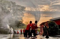 Senado promove sessão em homenagem ao Corpo de Bombeiros de Joinville (SC)