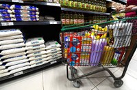 Projeto de lei visa frear aumento do preço da cesta básica