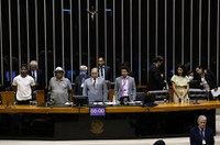 Após dois anos, volta das festas juninas é comemorada em sessão solene