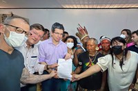 Comissões externas foram à Amazônia e a Petrópolis