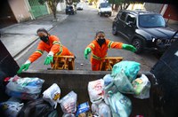 Projeto estabelece piso salarial para trabalhadores da limpeza urbana