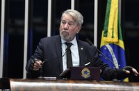 Guaracy Silveira lamenta recentes disputas territoriais entre nações