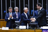 Presidente de Portugal deseja que o Brasil siga 'livre, democrático e como potência universal'