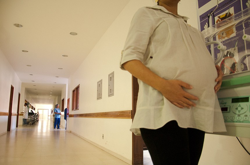 BIE - Banco de Imagens Externas - Gestante na área interna do Hospital Materno Infantil de Brasília (HMIB).