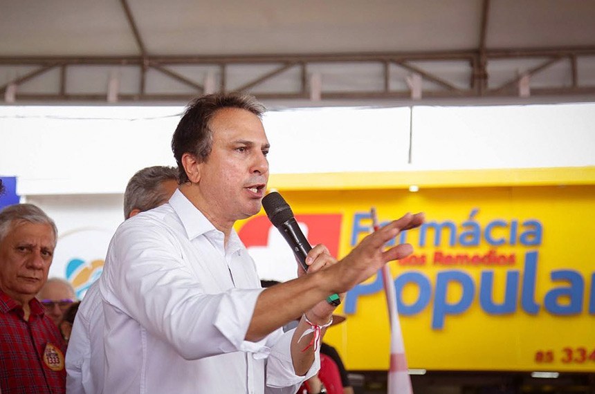 Candidato ao Senado pelo Ceara, Camilo Santana, durante campanha eleitoral.   Foto: Camilo Santana Oficial