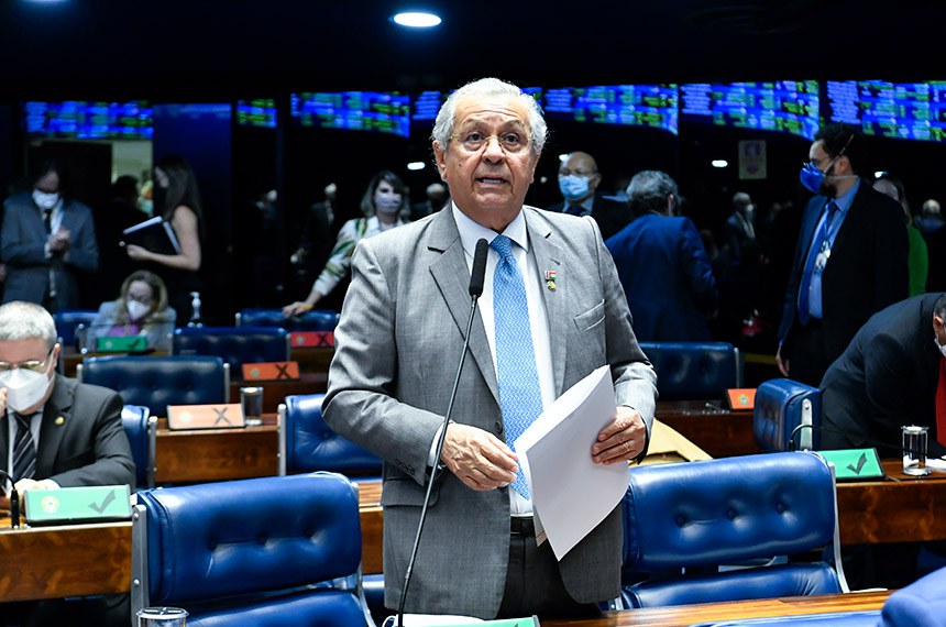 Plenário do Senado Federal durante sessão deliberativa ordinária semipresencial destinada à apreciação de autoridades sabatinadas pelas comissões e da Proposta de Emenda à Constituição n° 23, de 2021 (PEC dos Precatórios). Em pronunciamento, à bancada, senador Jayme Campos (DEM-MT). Foto: Waldemir Barreto/Agência Senado
