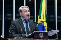 Liberdade de culto foi dada pelo Congresso, diz Guaracy