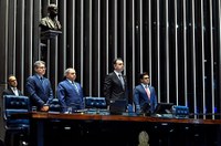 Senado presta voto de pesar pela morte do filho do senador Roberto Rocha