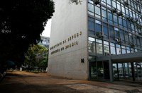 Lei regula credenciamento de empresas estratégicas de defesa