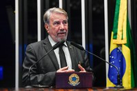 Guaracy quer regulamentar voto em trânsito para caminhoneiros e tripulantes de embarcações