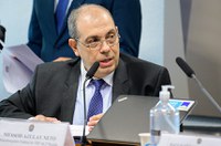 Indicações de ministros ao STJ seguem para o Plenário